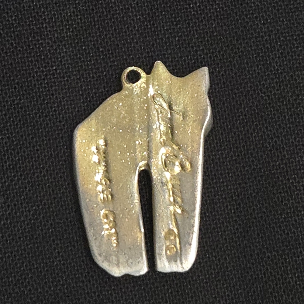Laurel Burch "Jungle Cat" Silver Plate Brass Necklace Pendant - Picture 2 of 4